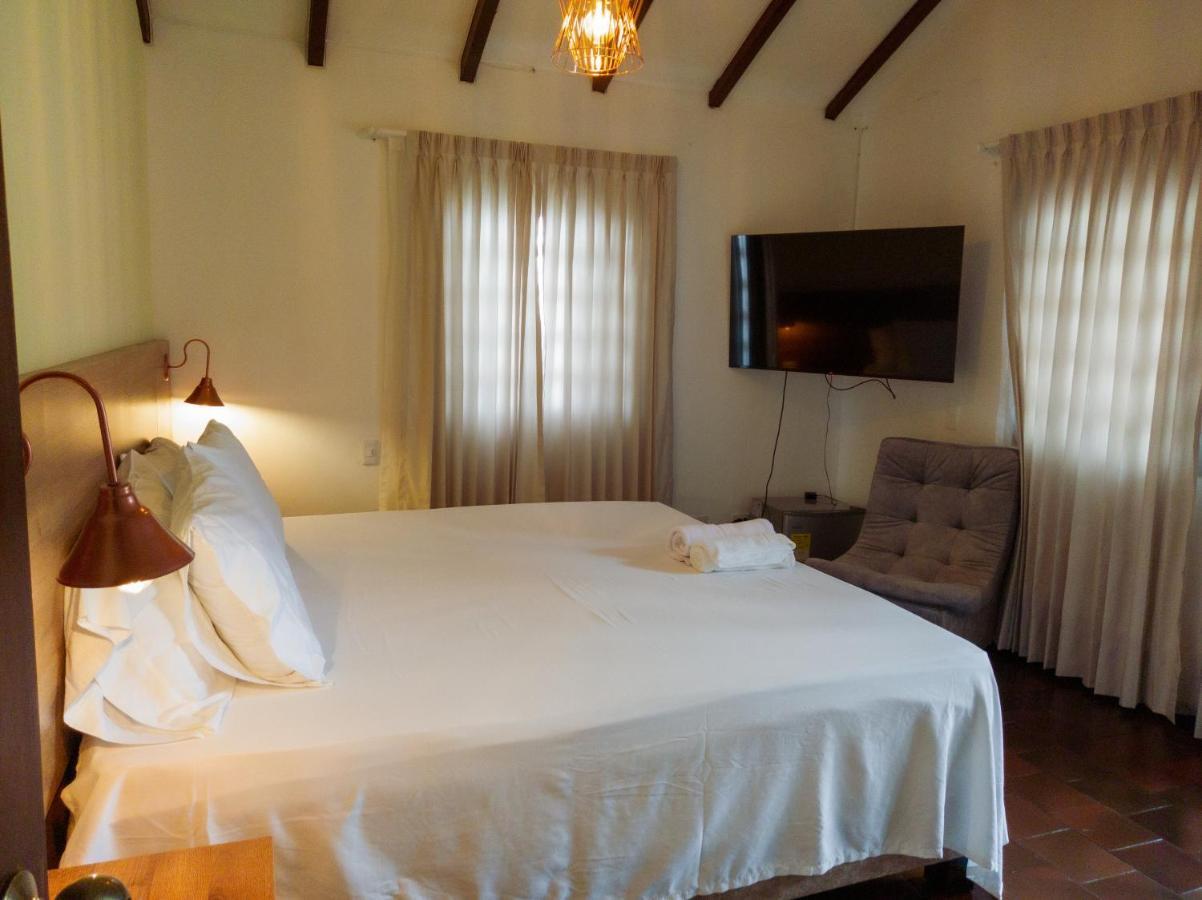 Hotel Boutique La Casa De Piedra Cali Eksteriør billede