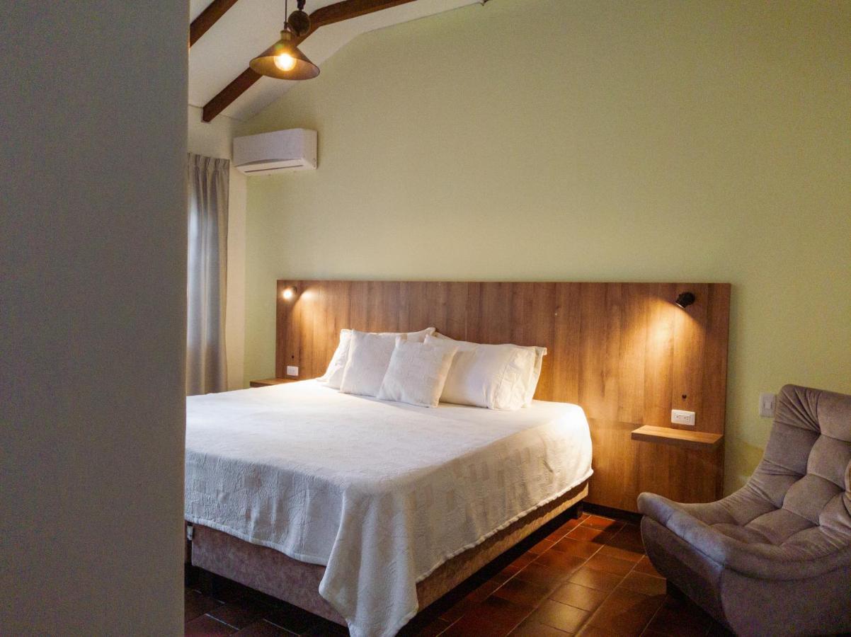 Hotel Boutique La Casa De Piedra Cali Eksteriør billede